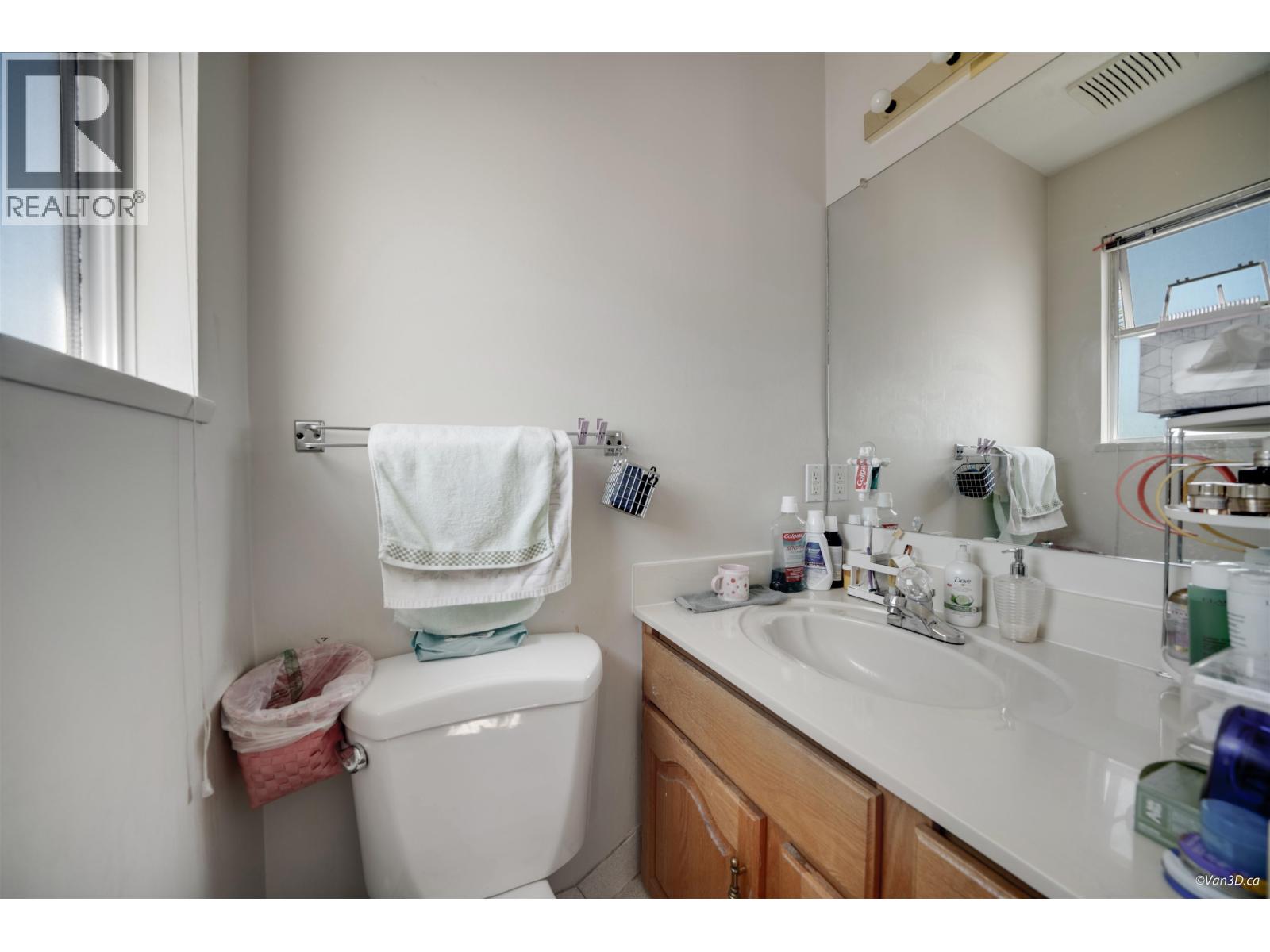 Photo 15 of 4502 Nanaimo Street, Vancouver BC