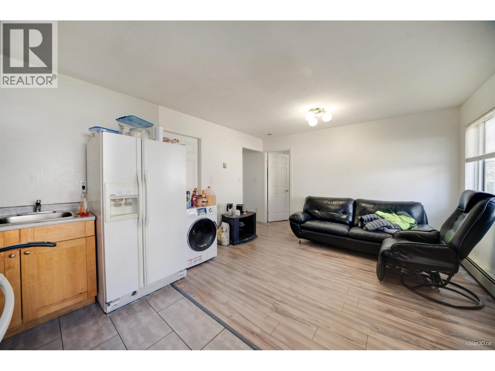 Photo 25 of 4502 Nanaimo Street, Vancouver BC
