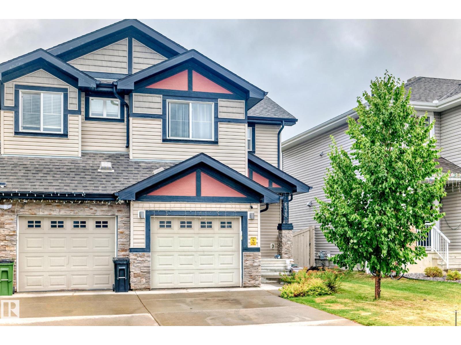 Photo 1 of 638 42 Av Nw, Edmonton AB