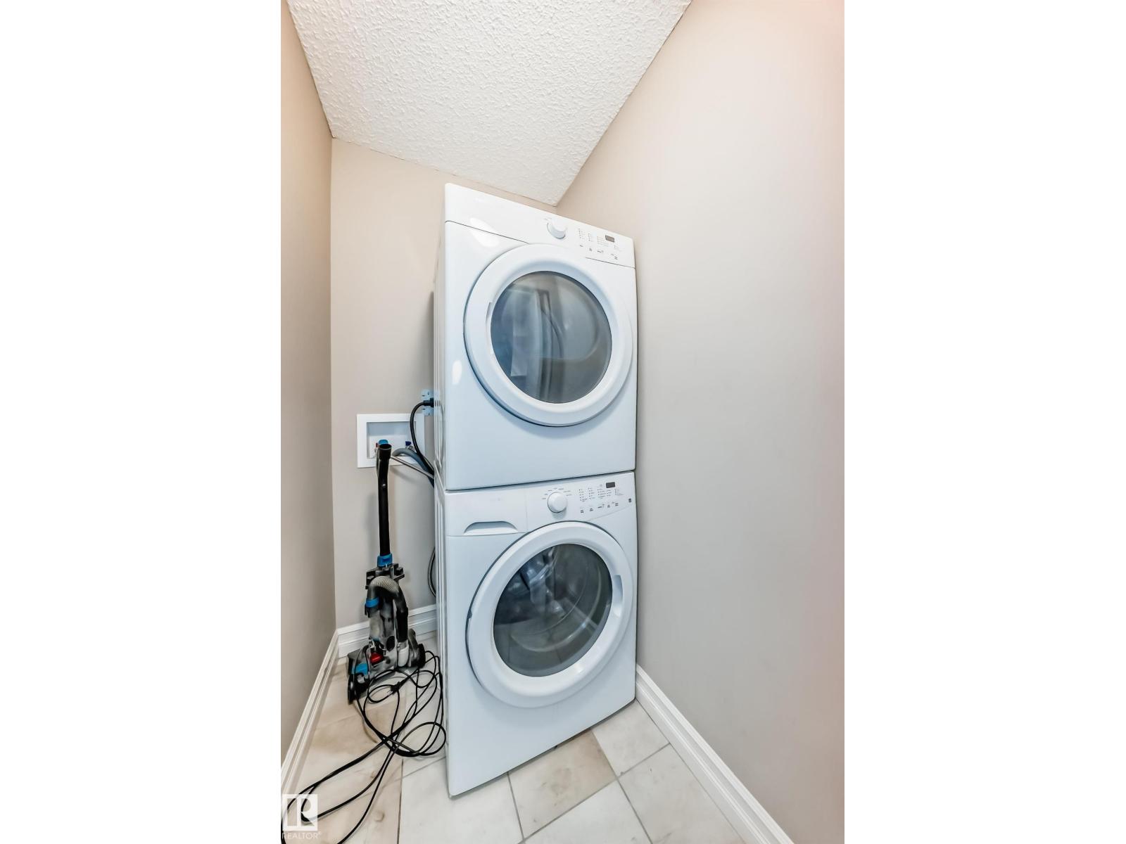 Photo 28 of 638 42 Av Nw, Edmonton AB