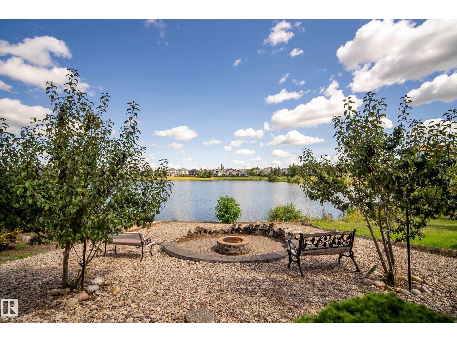 Photo 38 of 16103 89 St Nw, Edmonton AB