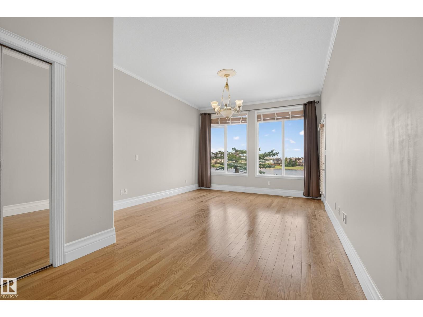 Photo 32 of 16103 89 St Nw, Edmonton AB