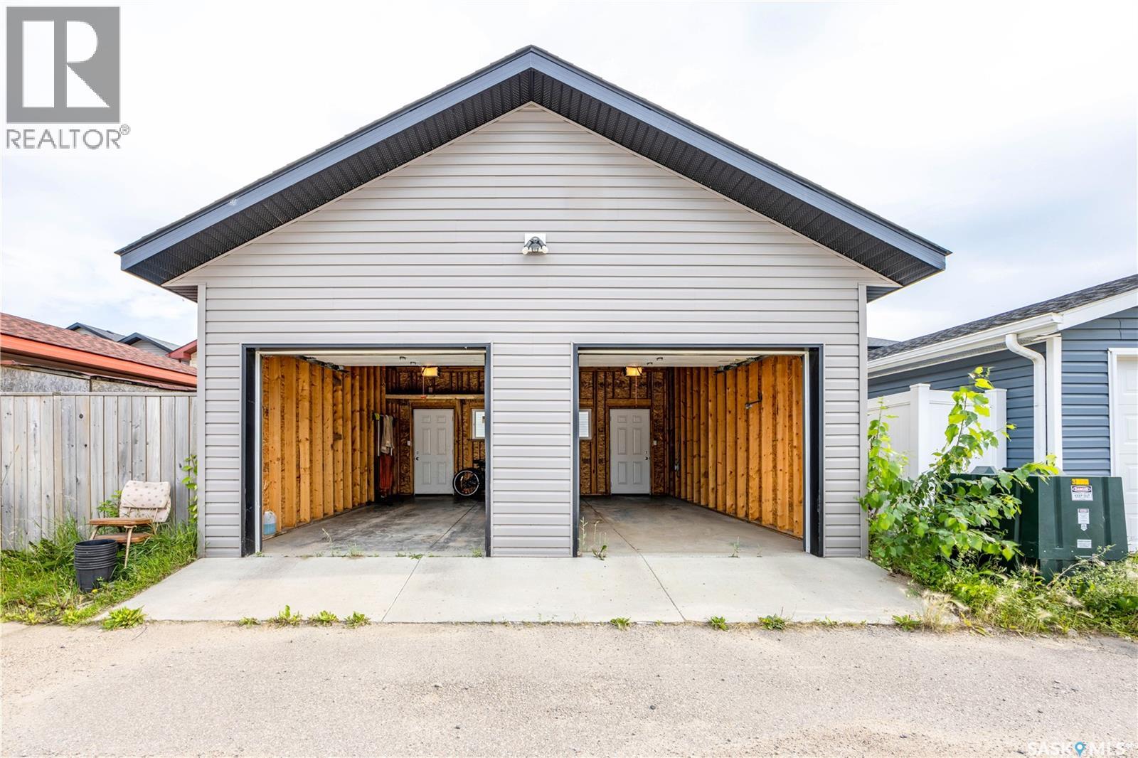 Single Family House Bi-level for Sale in  Marlatte LANE Saskatoon 