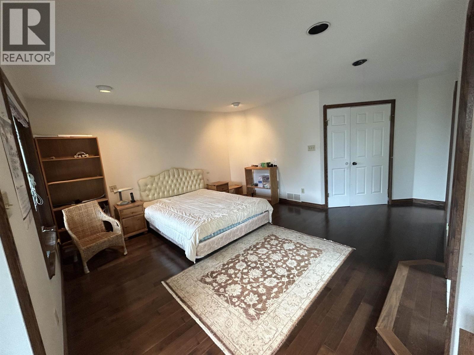 Photo 19 of 7943 Rosewood Street, Burnaby BC