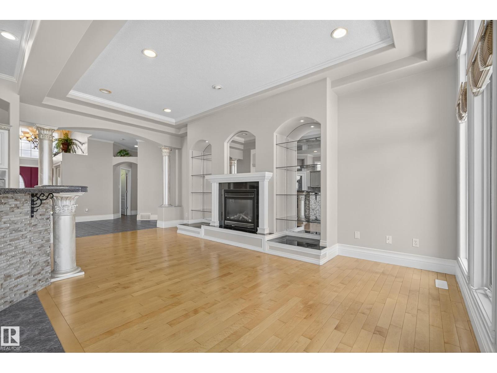 Photo 53 of 16103 89 St Nw, Edmonton AB