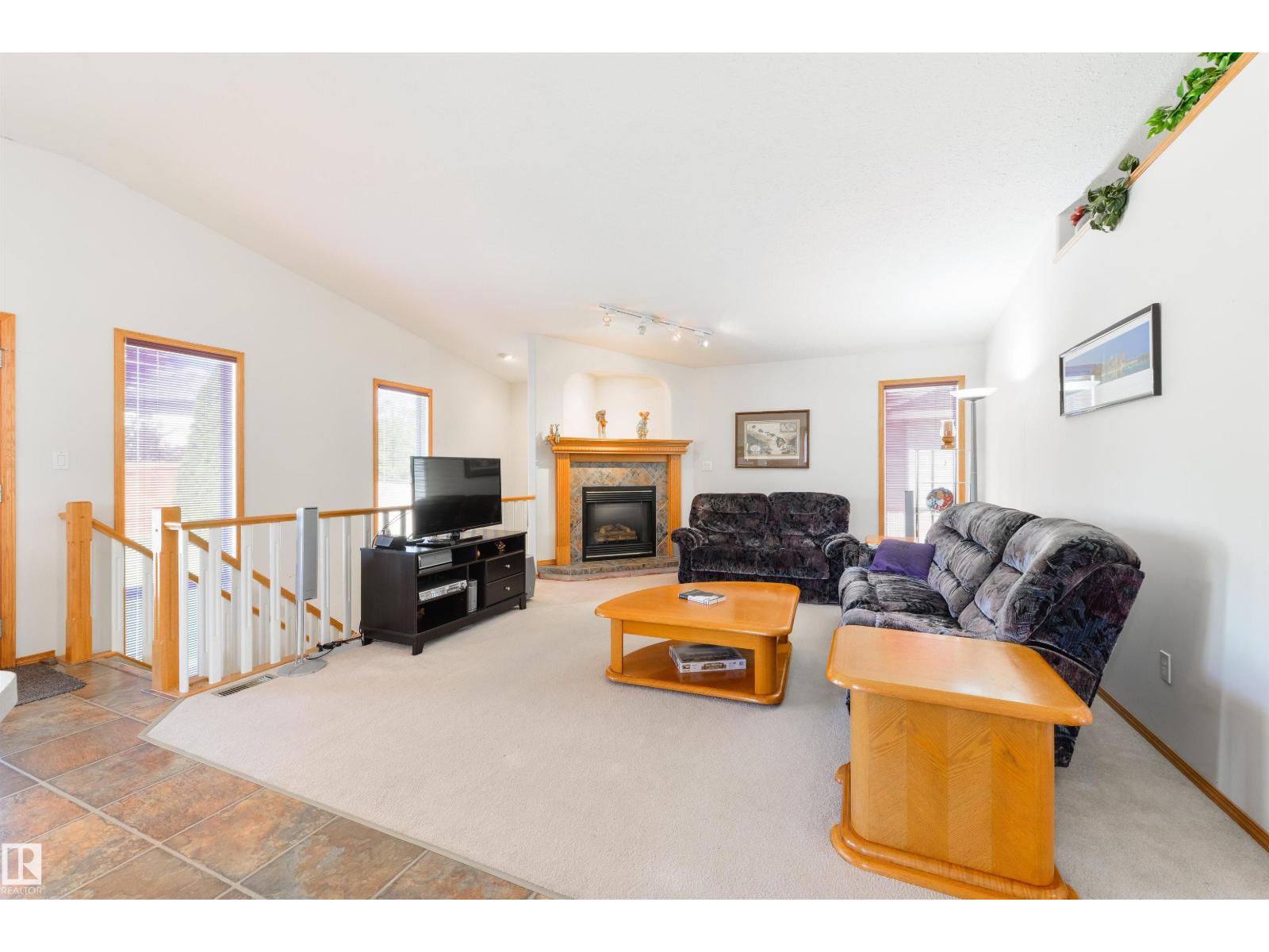 Photo 21 of 610 Bevington Pl Nw, Edmonton AB