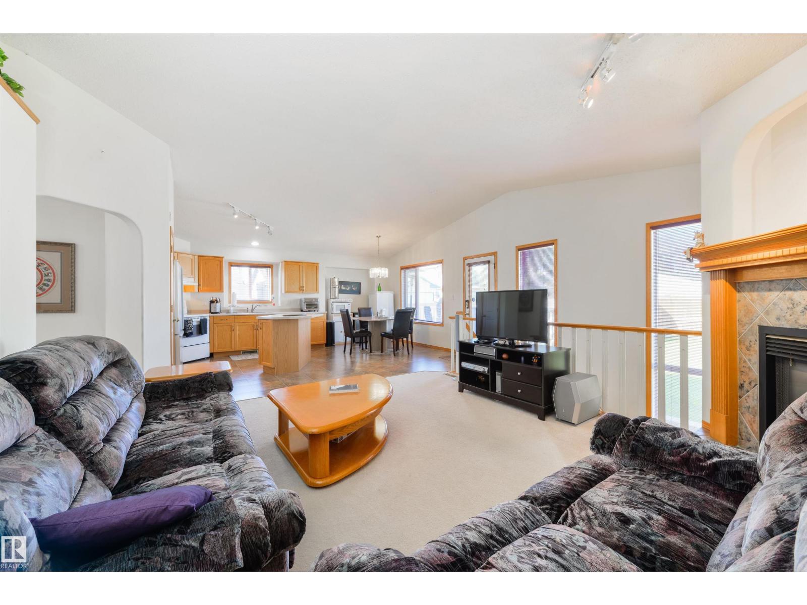 Photo 41 of 610 Bevington Pl Nw, Edmonton AB
