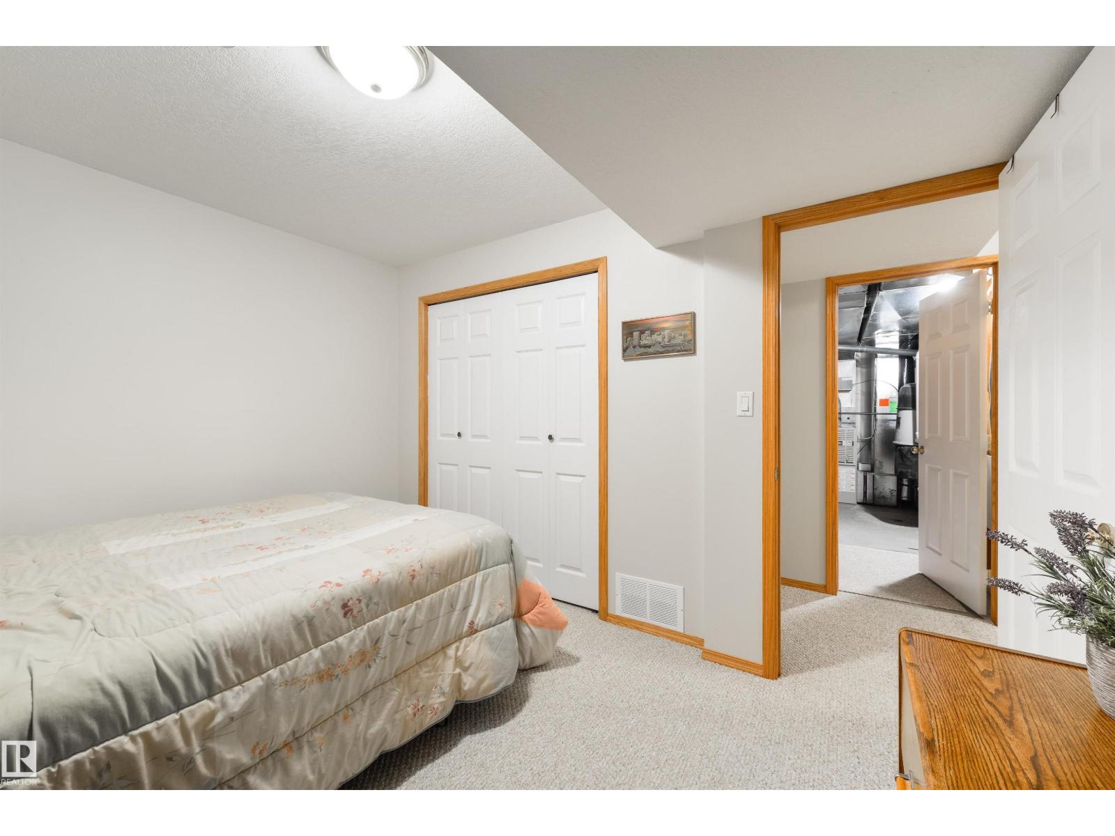 Photo 33 of 610 Bevington Pl Nw, Edmonton AB
