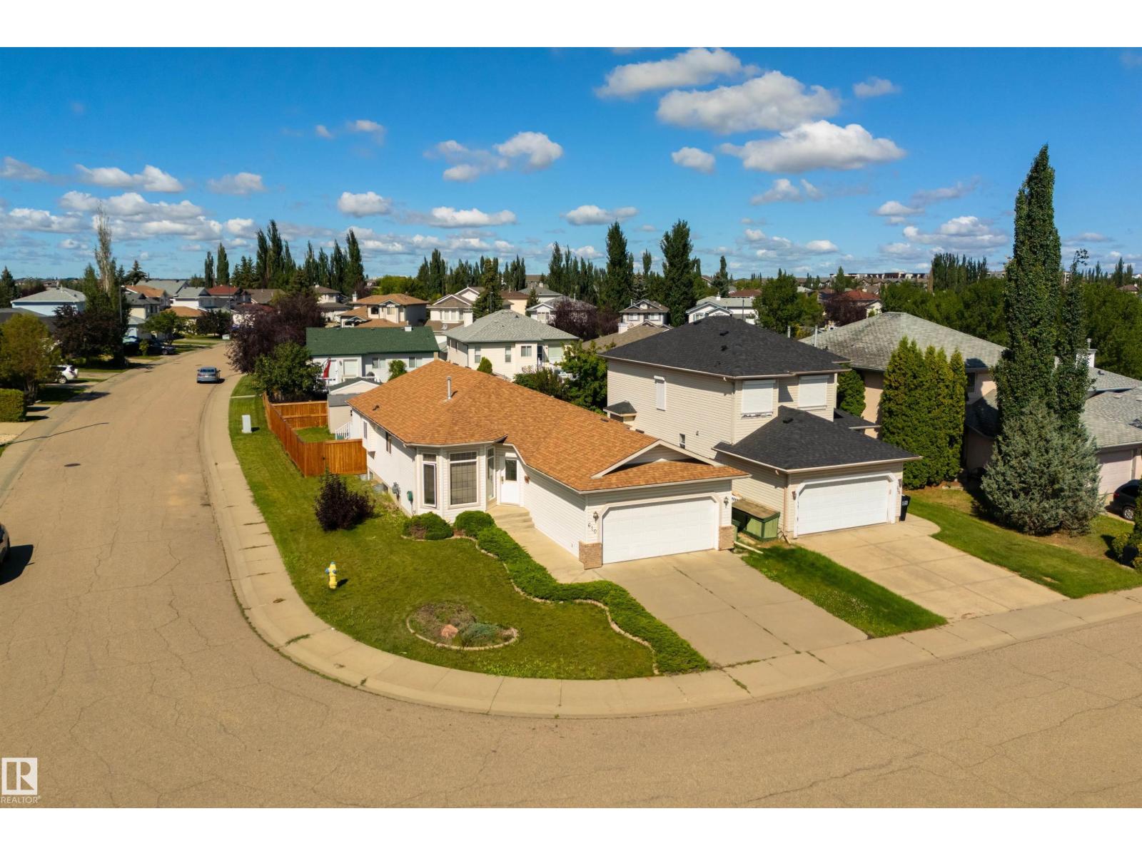 Photo 19 of 610 Bevington Pl Nw, Edmonton AB