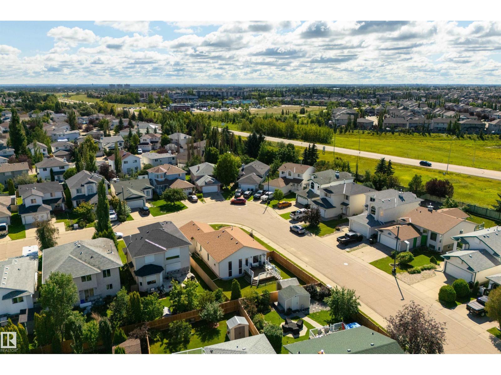 Photo 38 of 610 Bevington Pl Nw, Edmonton AB
