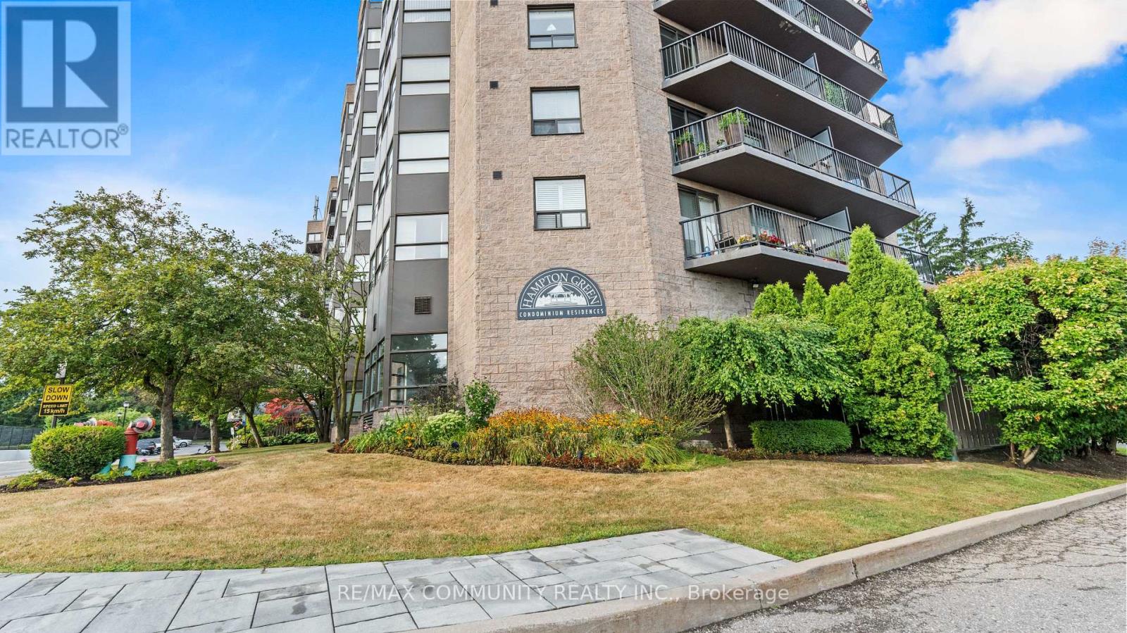 Photo 19 of 705 2 Raymerville Drive, Markham ON