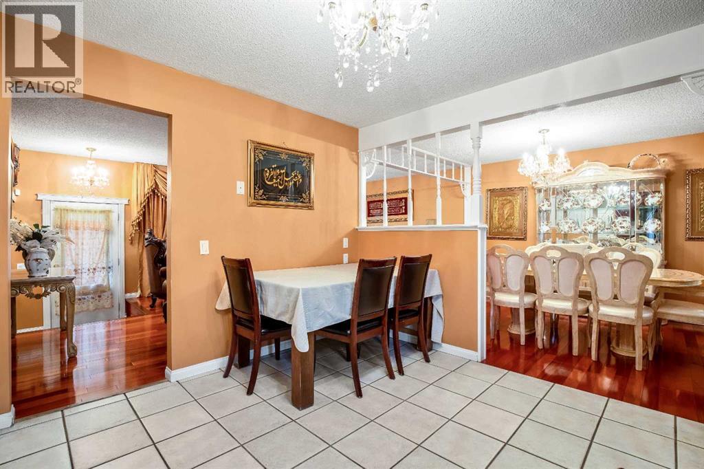 Single Family House 4 Level for Sale in  Whitestone Crescent NE Whitehorn Calgary 
