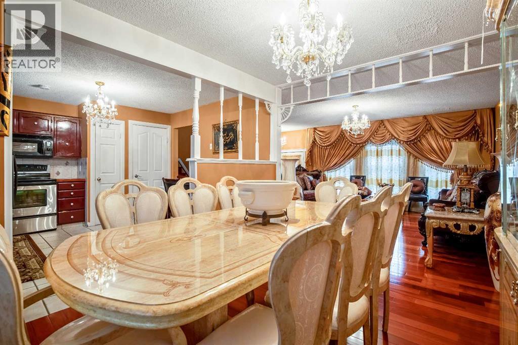Single Family House 4 Level for Sale in  Whitestone Crescent NE Whitehorn Calgary 