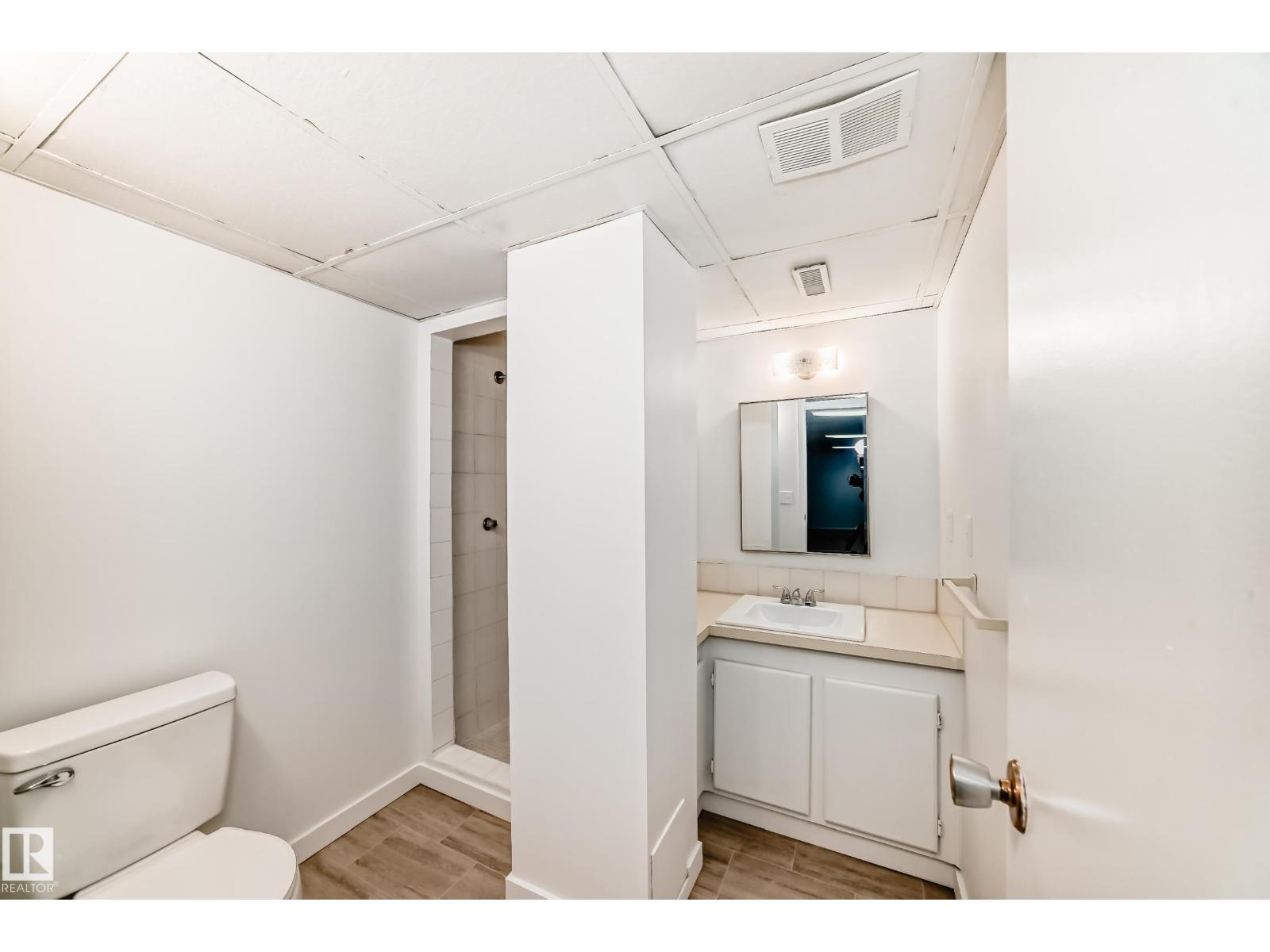 Photo 40 of 694 Cottonwood Av, Sherwood Park AB