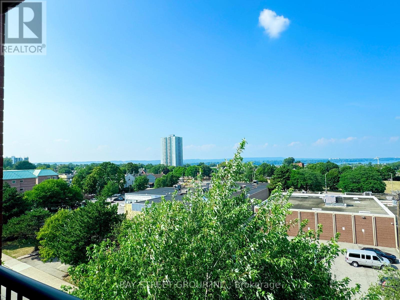 Photo 15 of 601 47 Caroline Street N, Hamilton ON