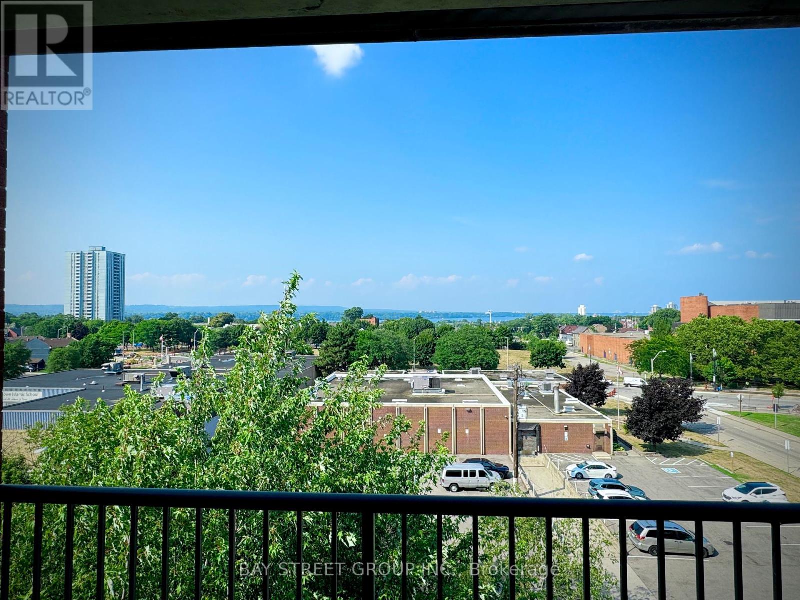 Photo 16 of 601 47 Caroline Street N, Hamilton ON