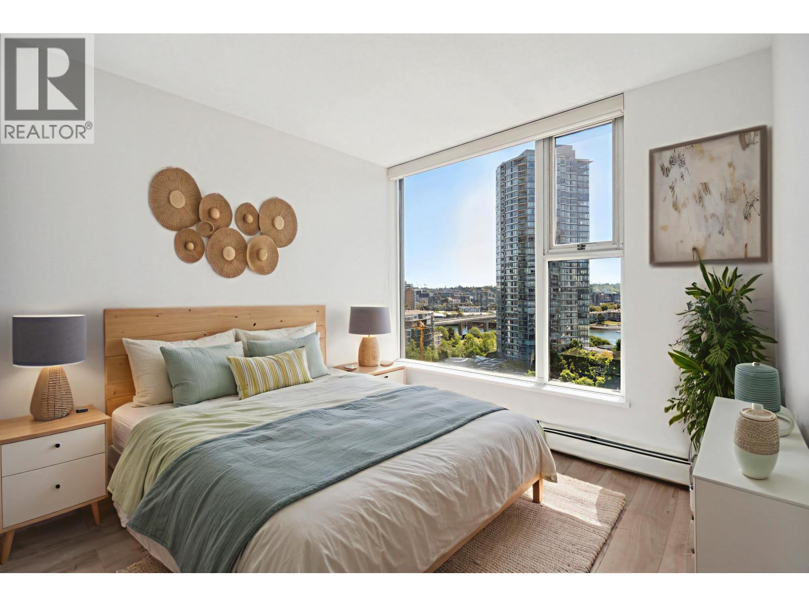 Photo 11 of 1606 1009 Expo Boulevard, Vancouver BC