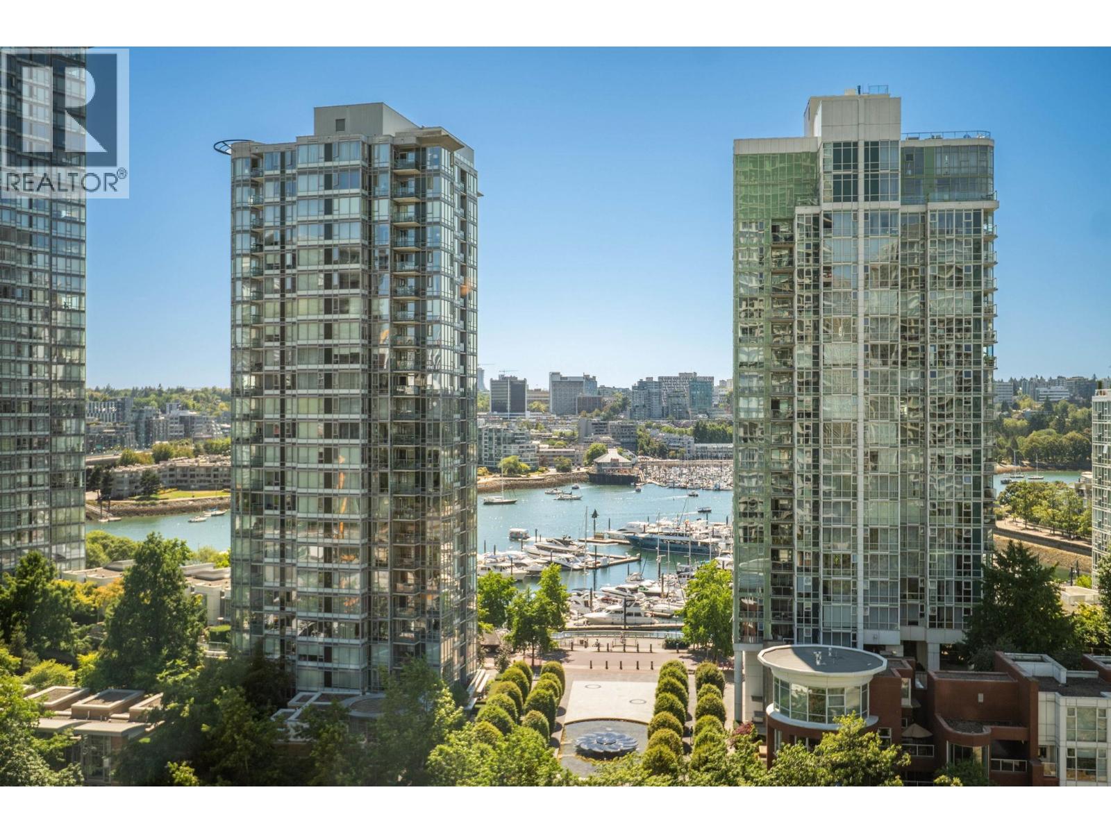 Photo 2 of 1606 1009 Expo Boulevard, Vancouver BC
