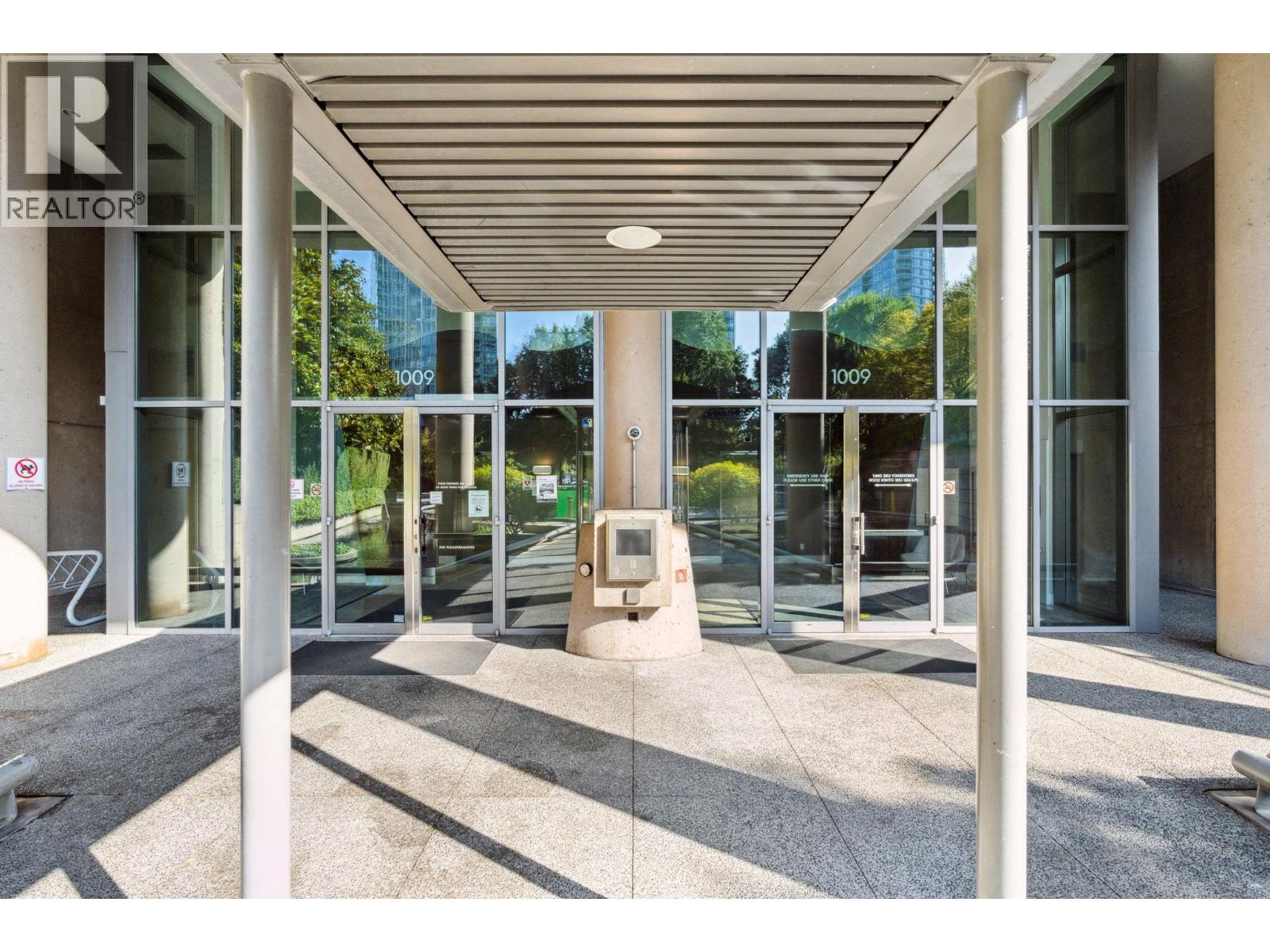 Photo 18 of 1606 1009 Expo Boulevard, Vancouver BC