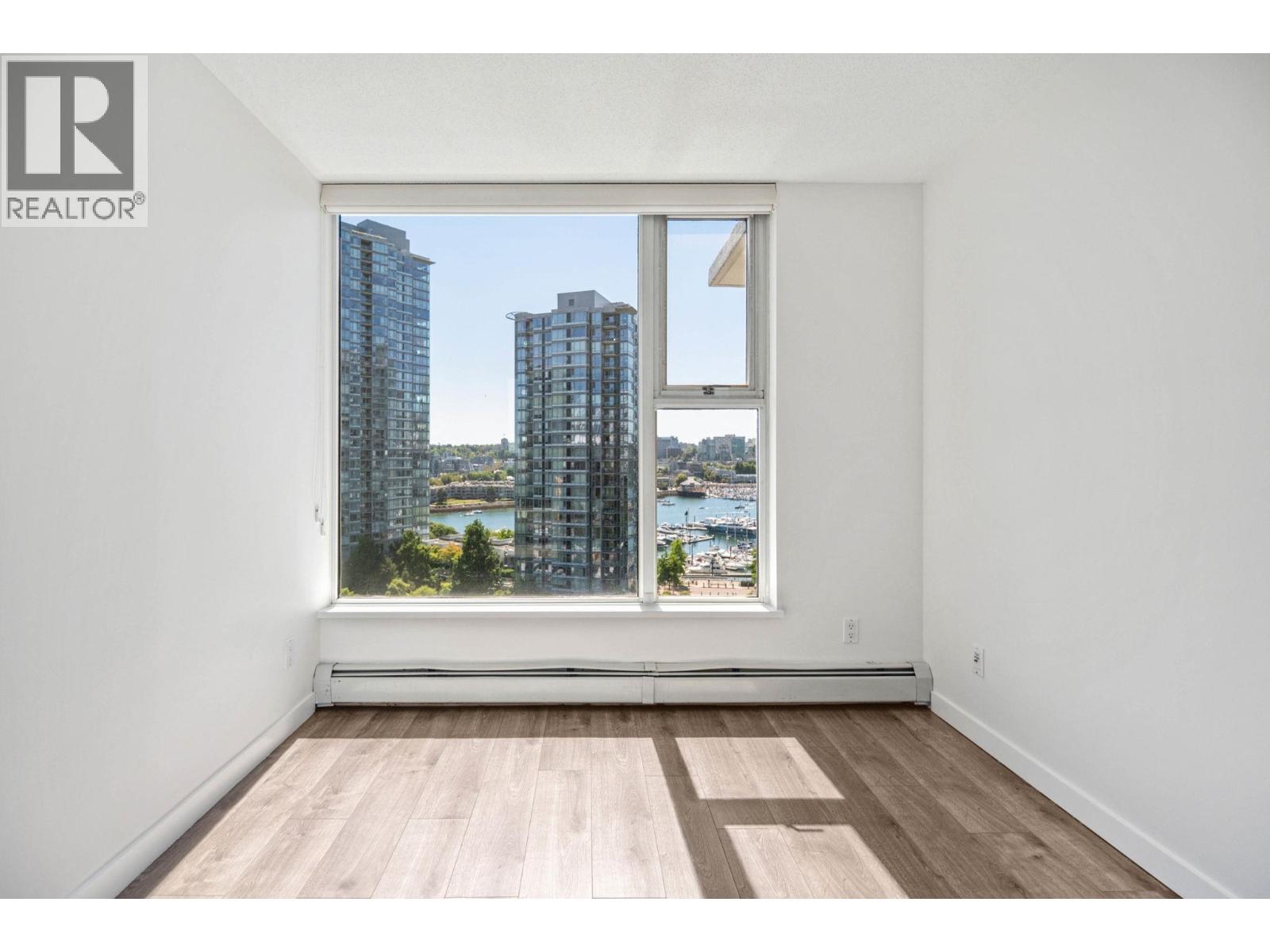 Photo 12 of 1606 1009 Expo Boulevard, Vancouver BC