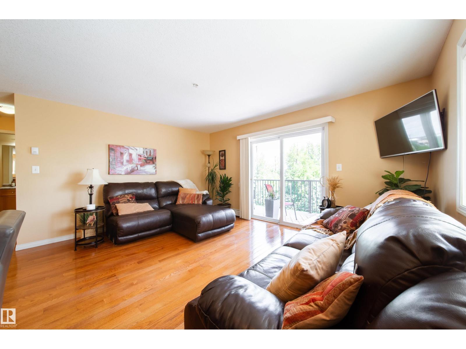 Photo 1 of 302 4903 47 Av, Stony Plain AB