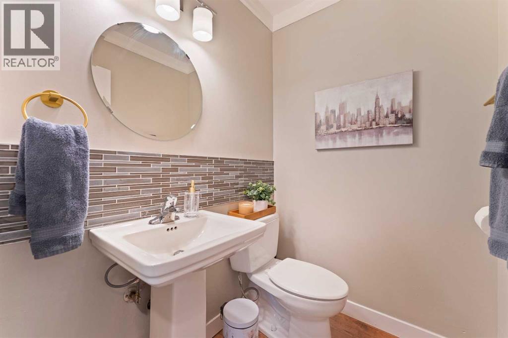Photo 19 of 23 210 86 Avenue Se, Calgary AB