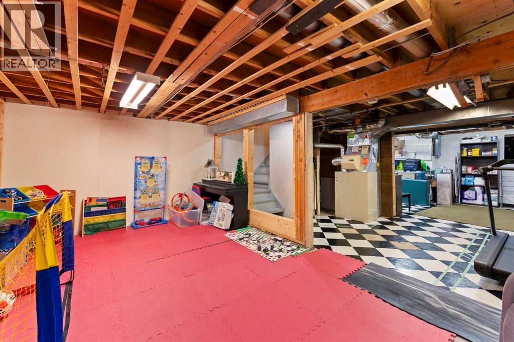 Photo 20 of 23 210 86 Avenue Se, Calgary AB