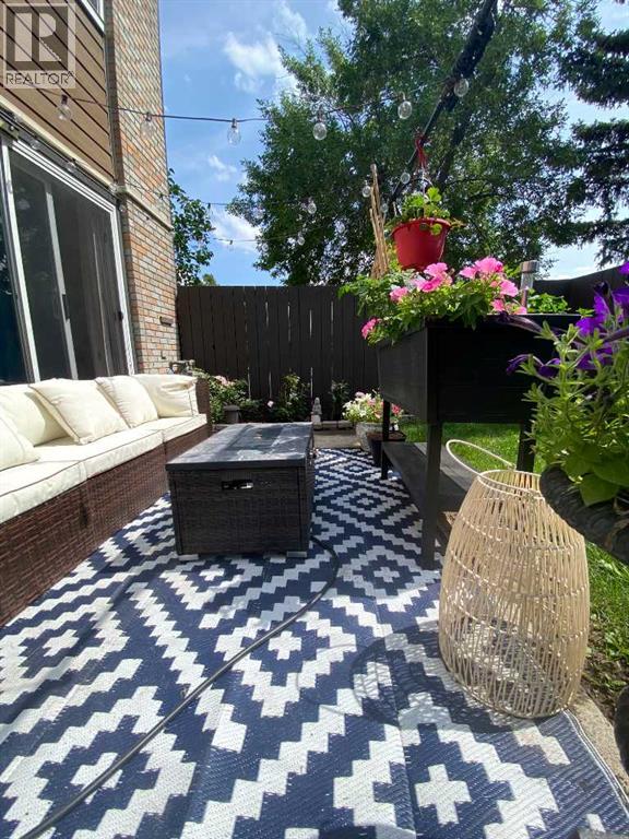 Photo 12 of 23 210 86 Avenue Se, Calgary AB
