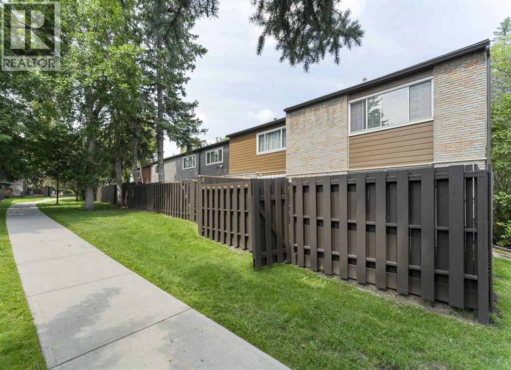 Photo 4 of 23 210 86 Avenue Se, Calgary AB