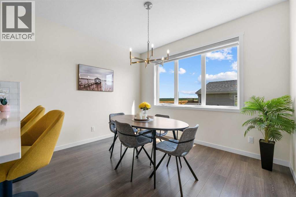 Single Family House for Sale in  Rangeview Drive SE Rangeview Calgary 