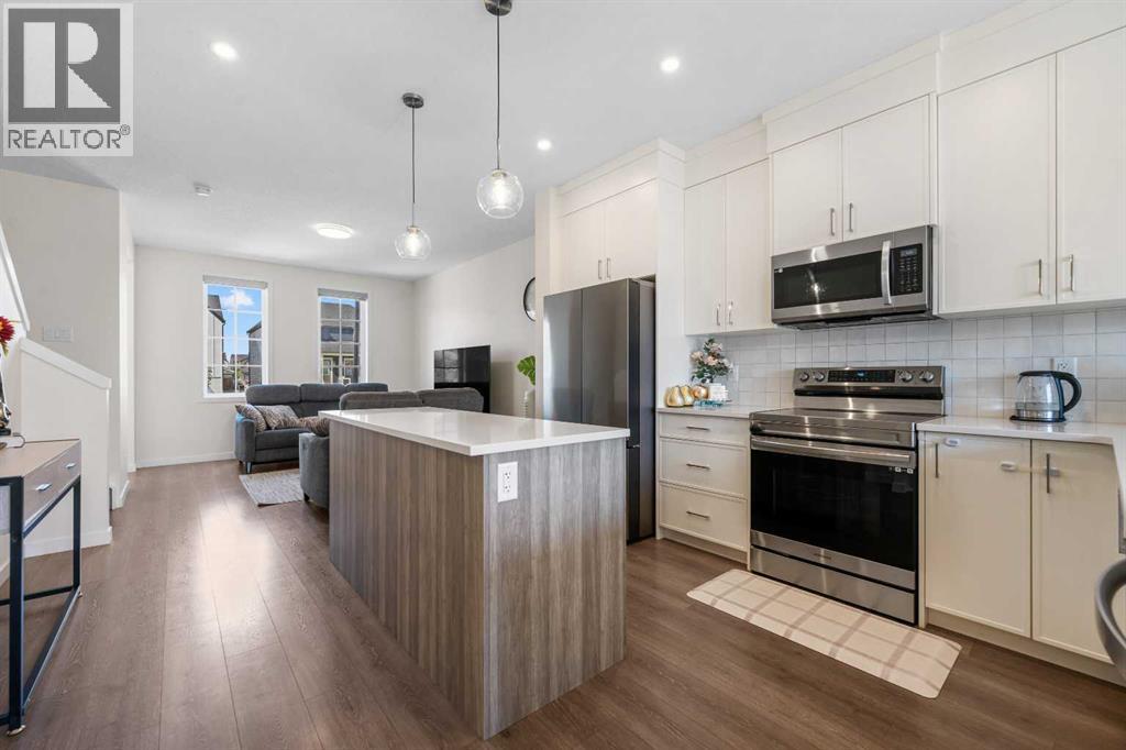 Single Family House for Sale in  Rangeview Drive SE Rangeview Calgary 