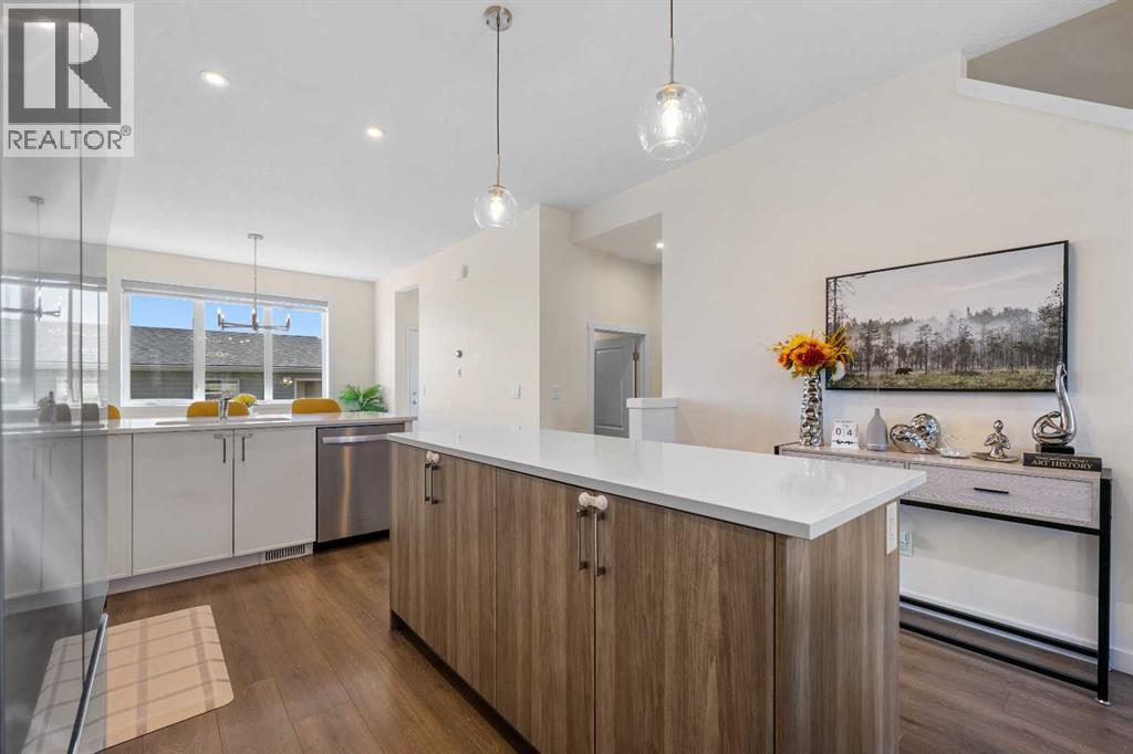 Single Family House for Sale in  Rangeview Drive SE Rangeview Calgary 