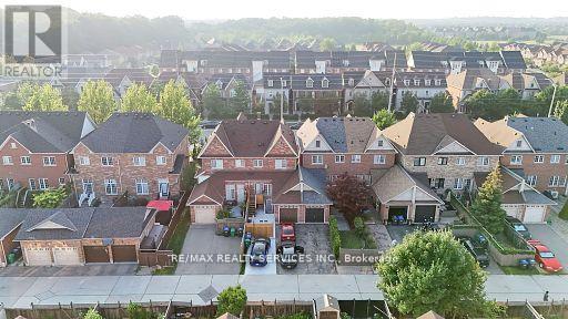 Photo 2 of 3540 Eglinton Avenue W, Mississauga ON