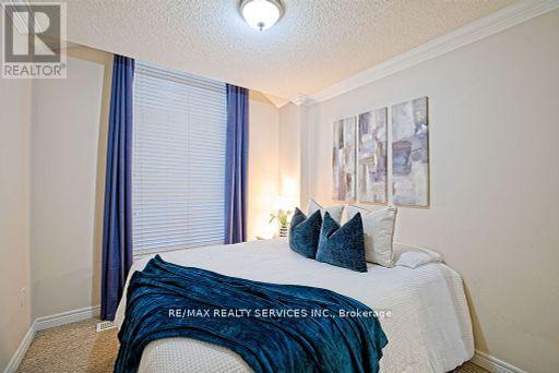 Photo 7 of 3540 Eglinton Avenue W, Mississauga ON