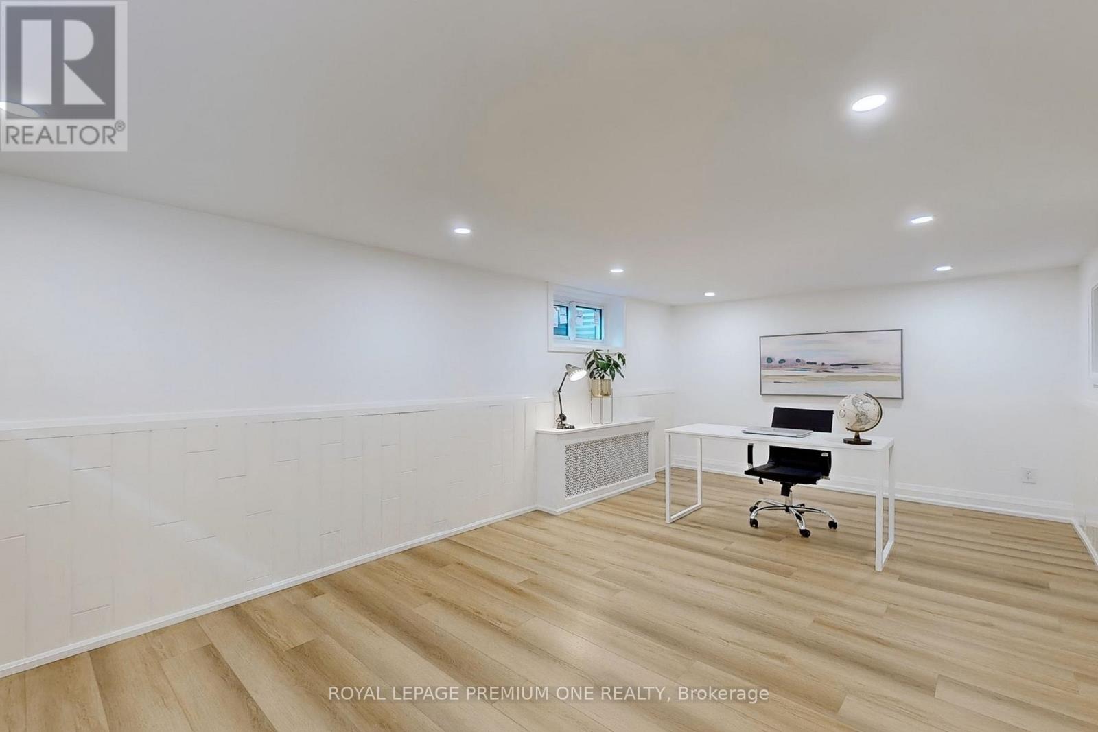 Photo 5 of 106 Cameron Avenue, Toronto ON