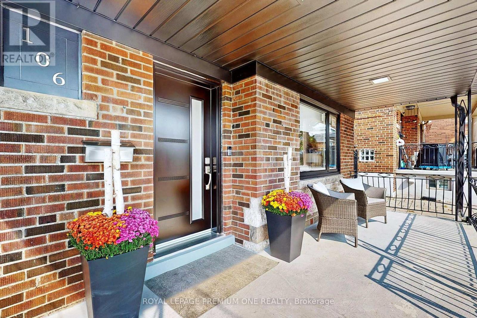 Photo 9 of 106 Cameron Avenue, Toronto ON