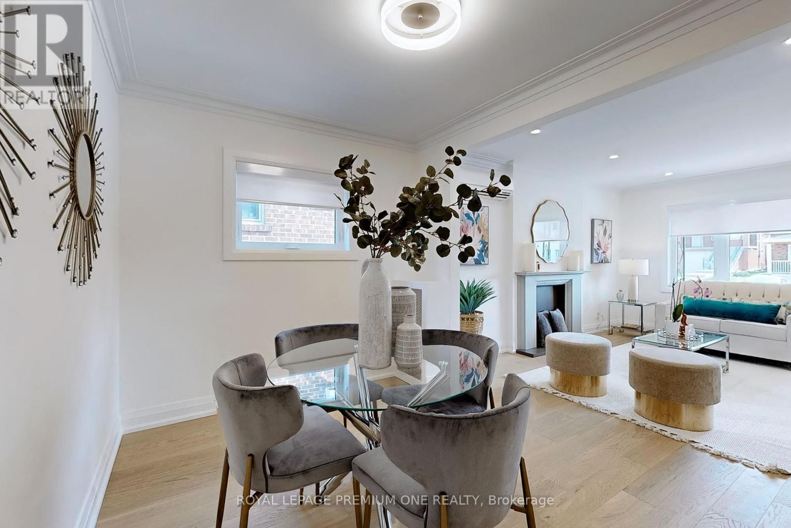 Photo 27 of 106 Cameron Avenue, Toronto ON