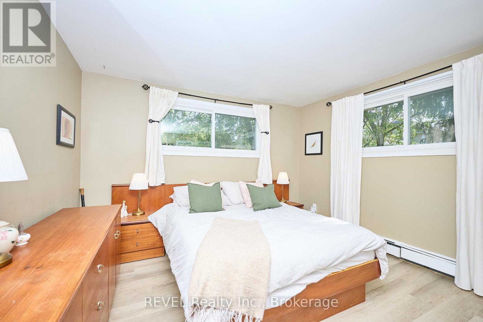 Photo 13 of 88 Haun Road, Fort Erie ON