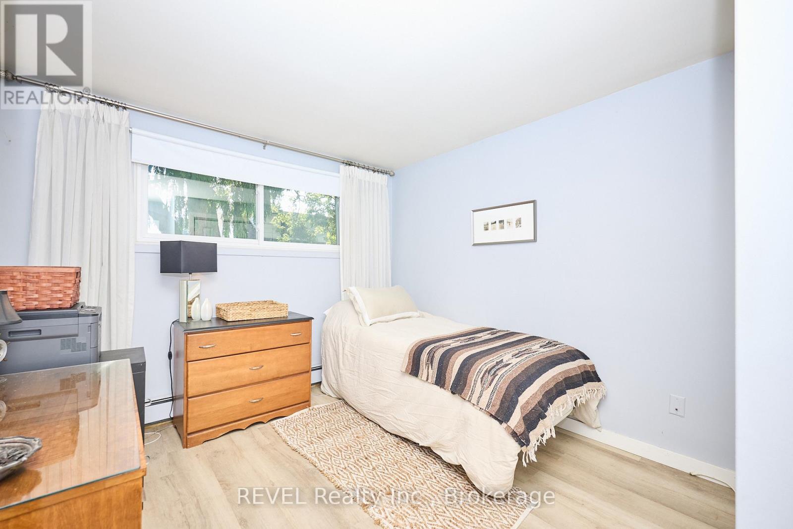 Photo 7 of 88 Haun Road, Fort Erie ON