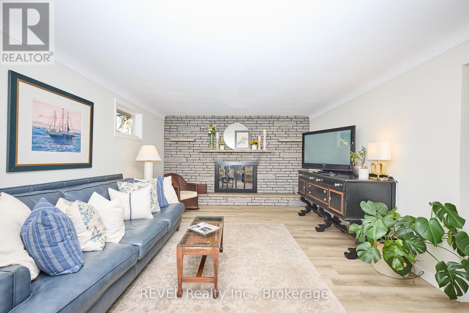 Photo 15 of 88 Haun Road, Fort Erie ON