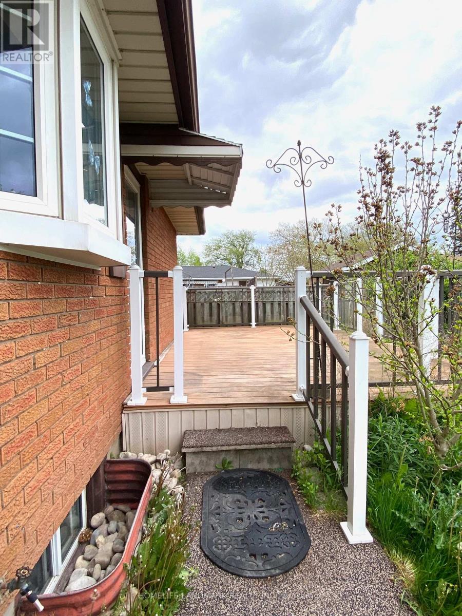 Photo 16 of 6986 Centennial Street, Niagara Falls ON