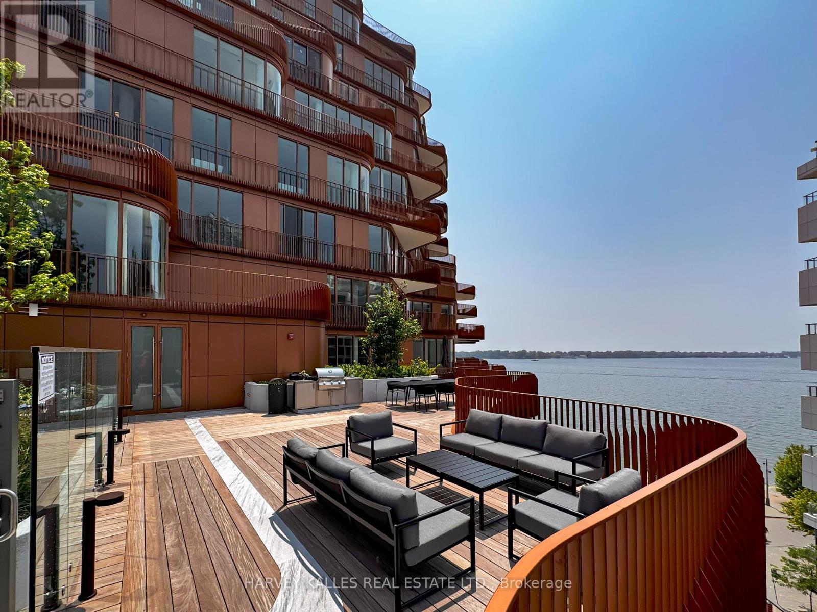 Photo 11 of 701 155 Merchants Wharf, Toronto ON