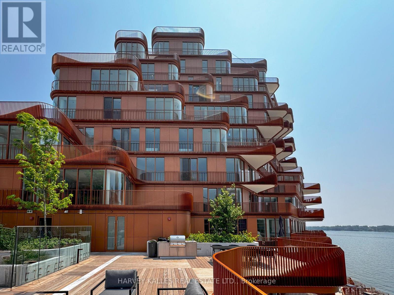 Photo 9 of 701 155 Merchants Wharf, Toronto ON