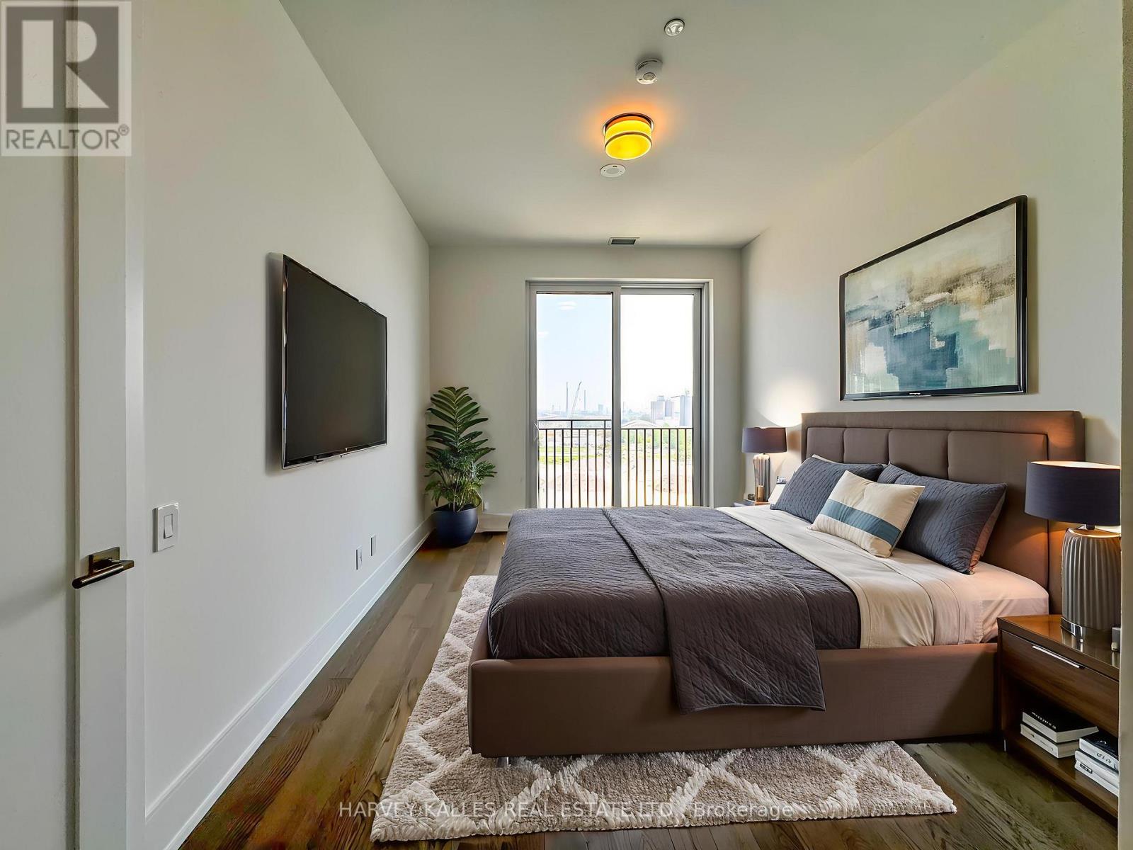 Photo 17 of 701 155 Merchants Wharf, Toronto ON