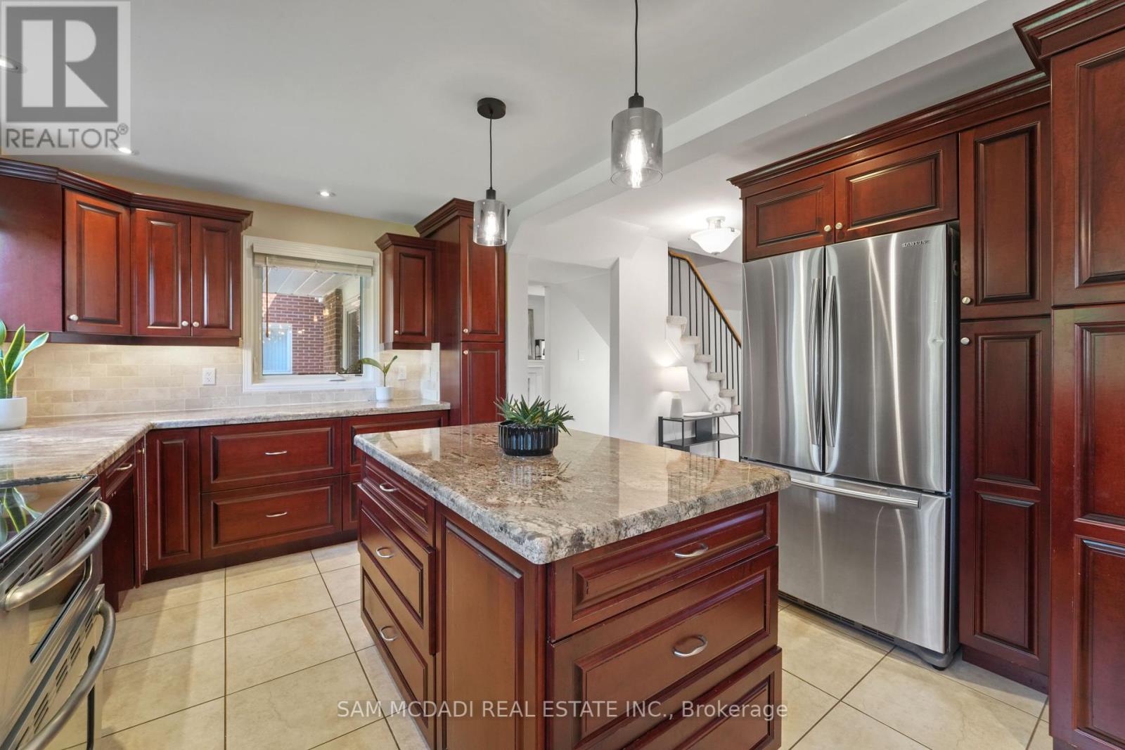 Photo 47 of 138 Elgin Drive, Brampton ON