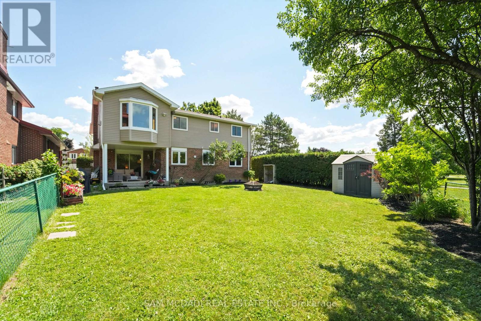 Photo 49 of 138 Elgin Drive, Brampton ON