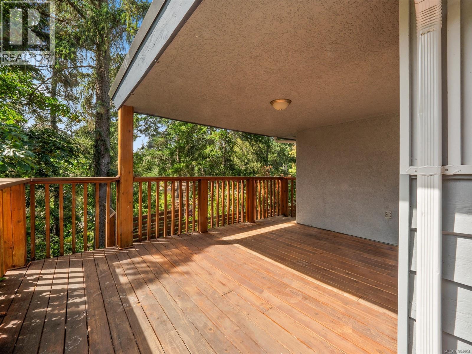 Photo 19 of 2660 Macdonald Dr E, Saanich BC