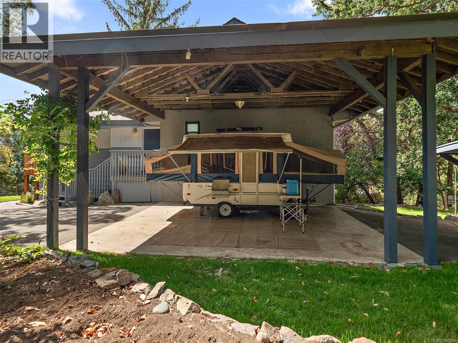 Photo 49 of 2660 Macdonald Dr E, Saanich BC