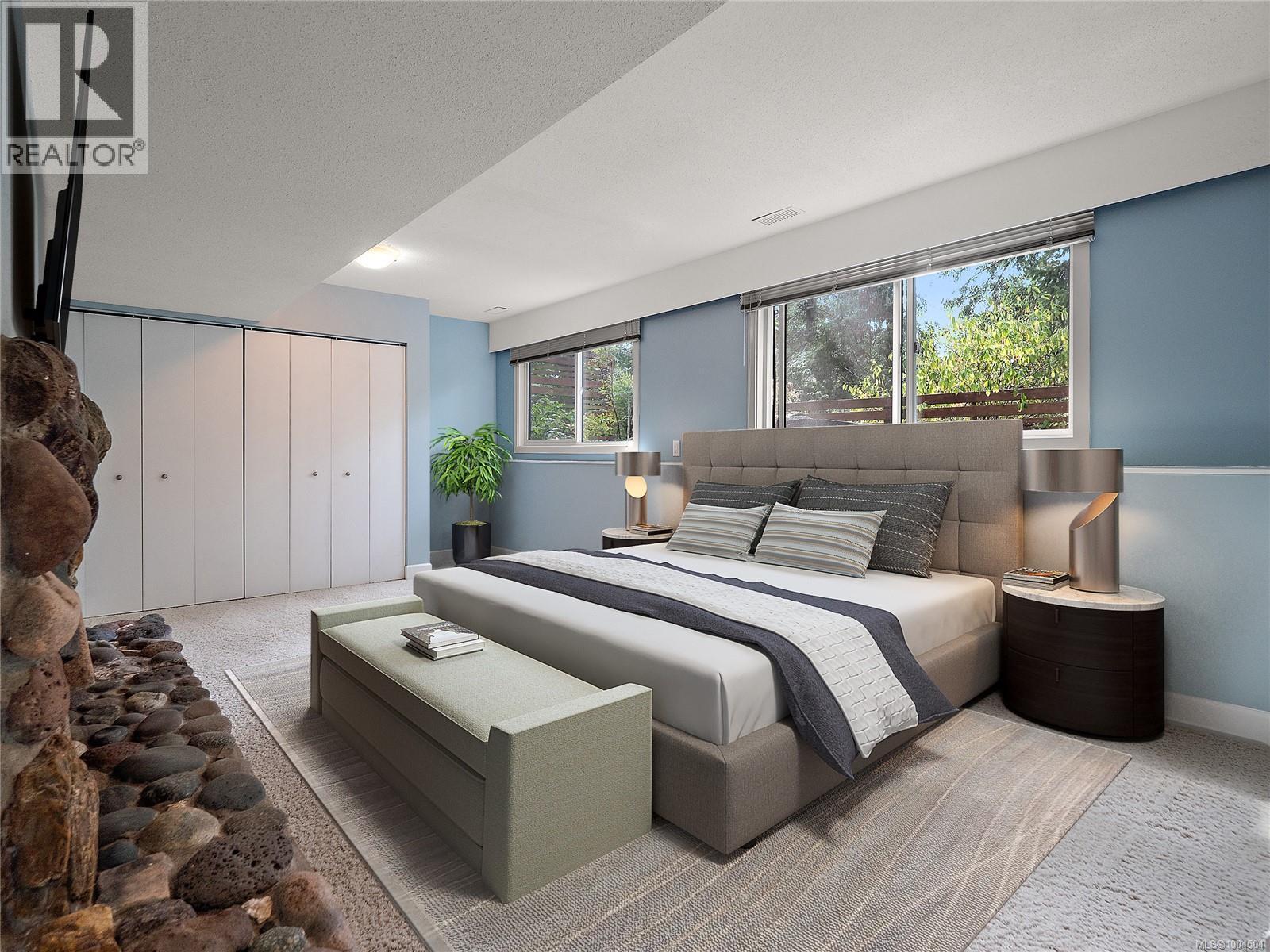 Photo 16 of 2660 Macdonald Dr E, Saanich BC