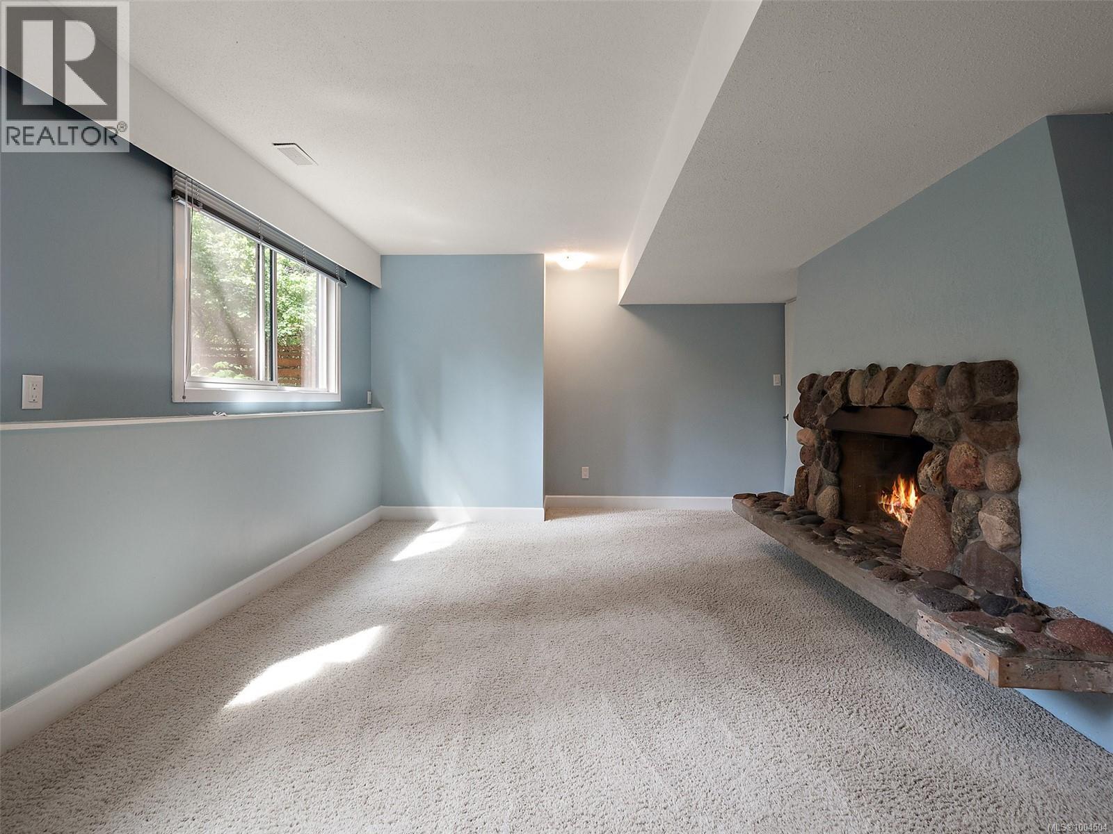 Photo 74 of 2660 Macdonald Dr E, Saanich BC